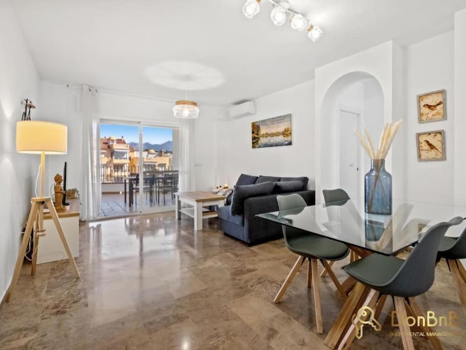 Apartamento Cerca De La Playa En Las Lagunas De Mijas Фуэнхирола Экстерьер фото
