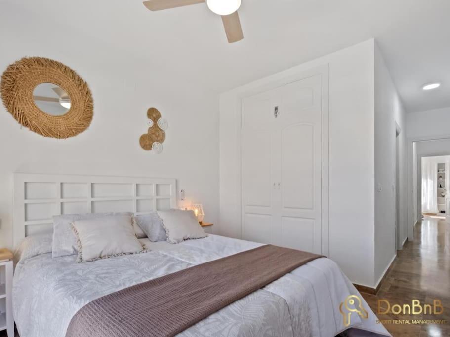 Apartamento Cerca De La Playa En Las Lagunas De Mijas Фуэнхирола Экстерьер фото